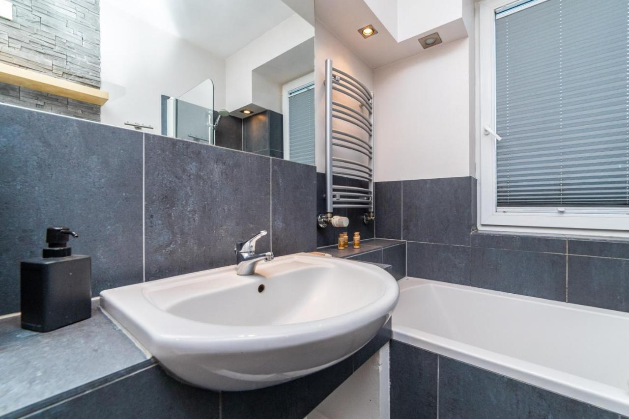 Grey By Oneapartments Gdansk Ngoại thất bức ảnh